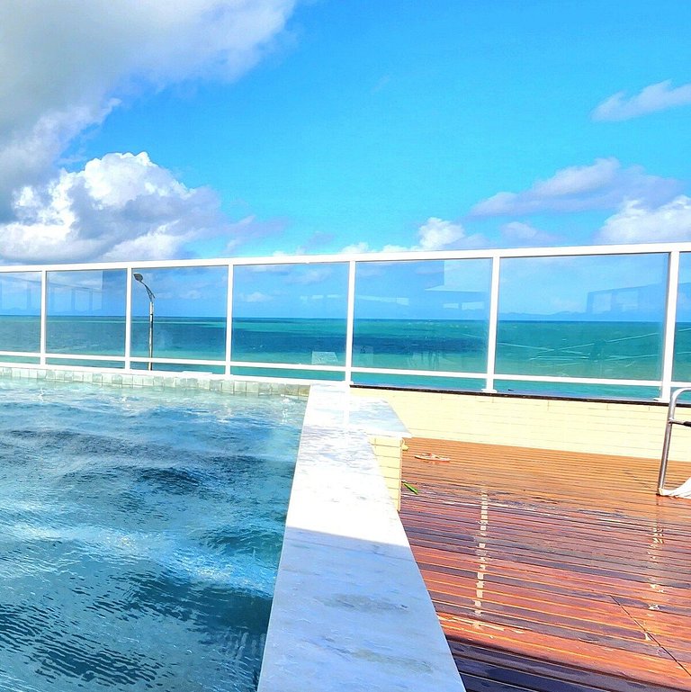 Flat Beira-mar Bessa: piscina, wifi, Pet-friendly