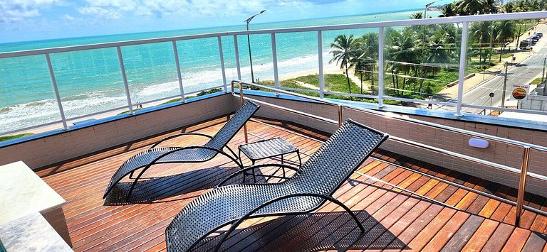 Flat Beira-mar Bessa: piscina, wifi, Pet-friendly