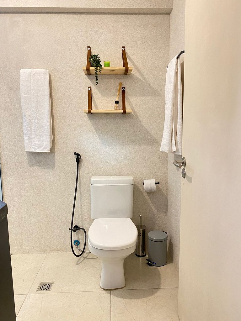 2 quartos, perto do mar e conveniências