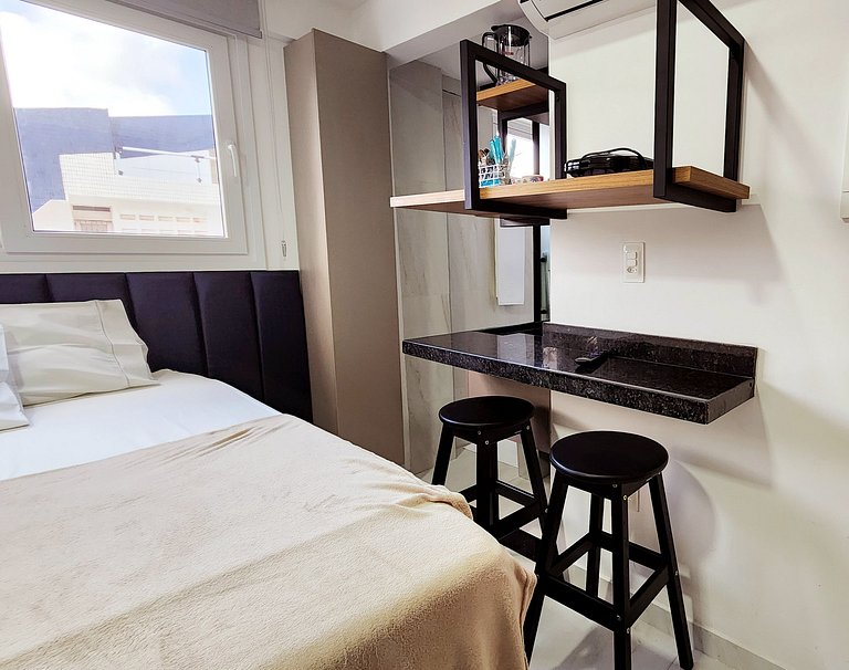 Flat Beira-Mar no Bessa. Wi-fi, piscina no rooftop