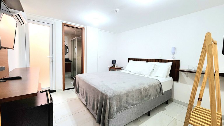 Flat beira-mar do Bessa c/ piscina no rooftop