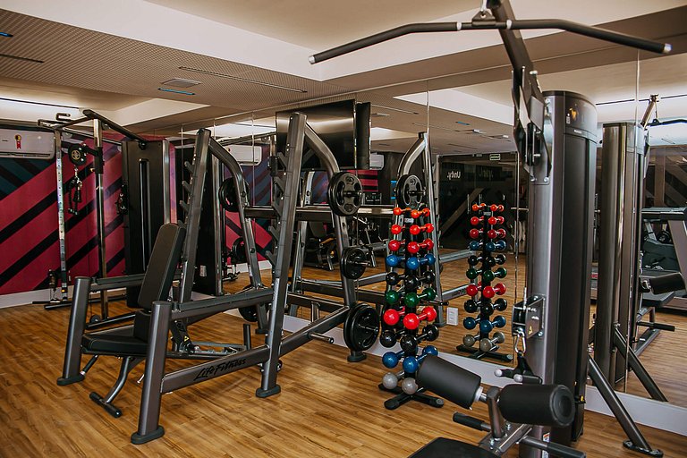 Luxo na beira-mar | Cama King | Piscina | Academia