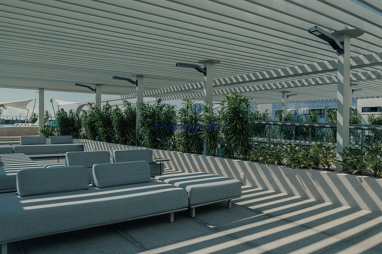 Frente mar - Luxo no Cabo Branco - Setai Yacht