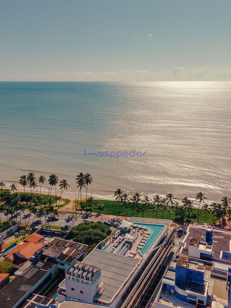 Luxo no Yacht Frente-Mar com Vista Deslumbrante