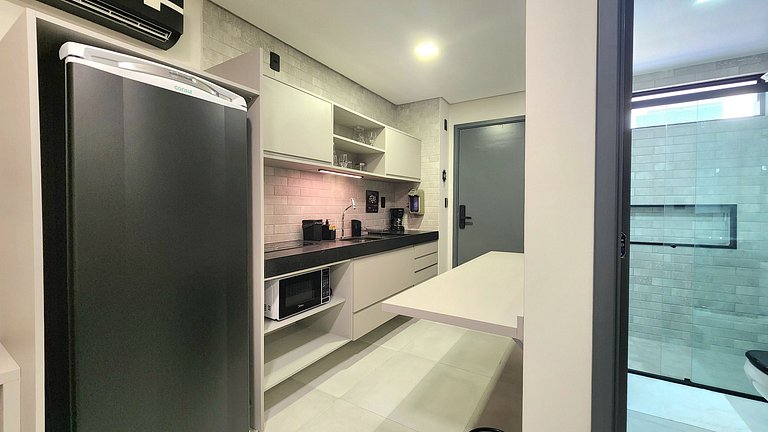 Flat Charmoso com Piscina e Próximo ao Mar
