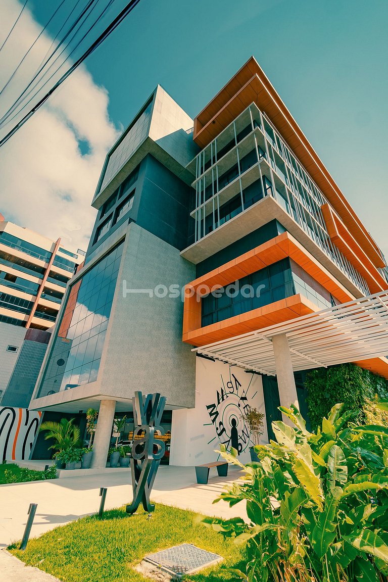 Rooftop c/ piscina na Av. Epitácio - próx ao mar