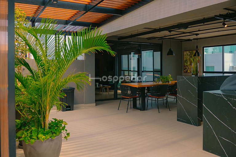 Rooftop c/ piscina na Av. Epitácio - próx ao mar