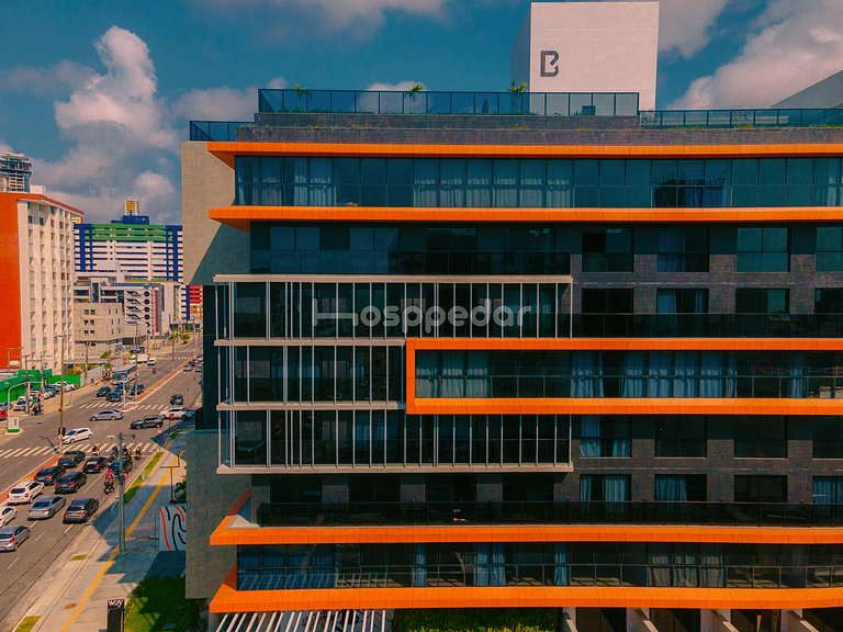 Rooftop c/ piscina na Av. Epitácio - próx ao mar