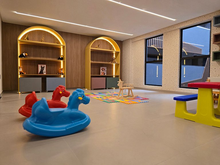 Beira-Mar com Sofisticação – Piscina no Rooftop