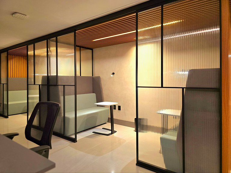 Studio com Piscina e Academia em Tambaú