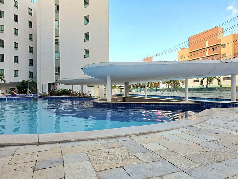 Perto do Mar de Tambaú | Piscina | Academia