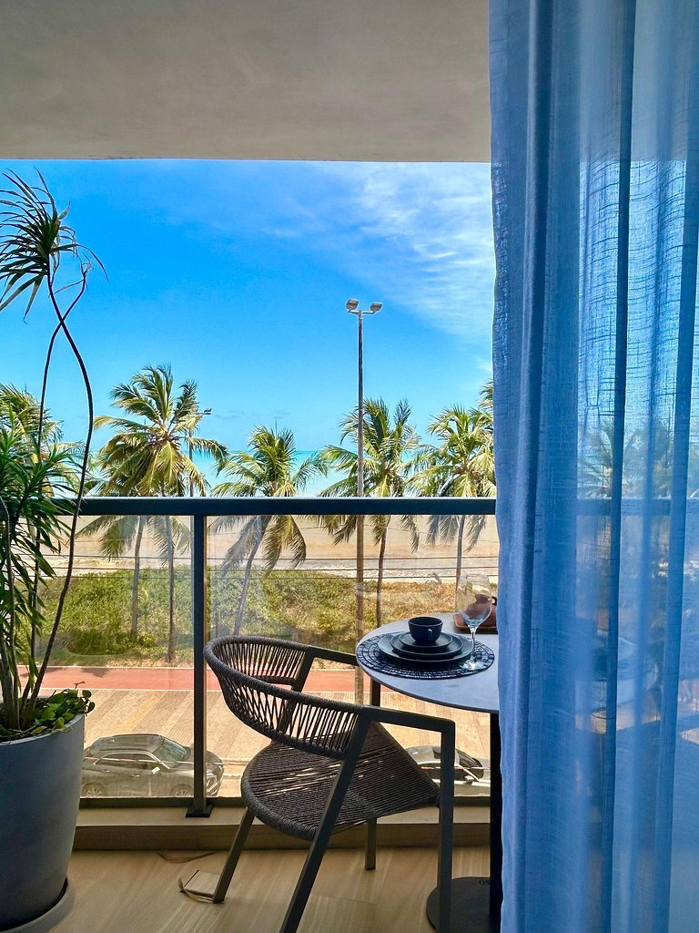 Luxo no Yacht Frente-Mar com Vista Deslumbrante