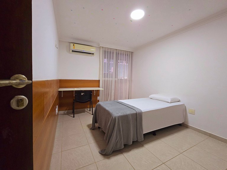 Espaço Ideal para Famílias: Conforto à Beira-Mar