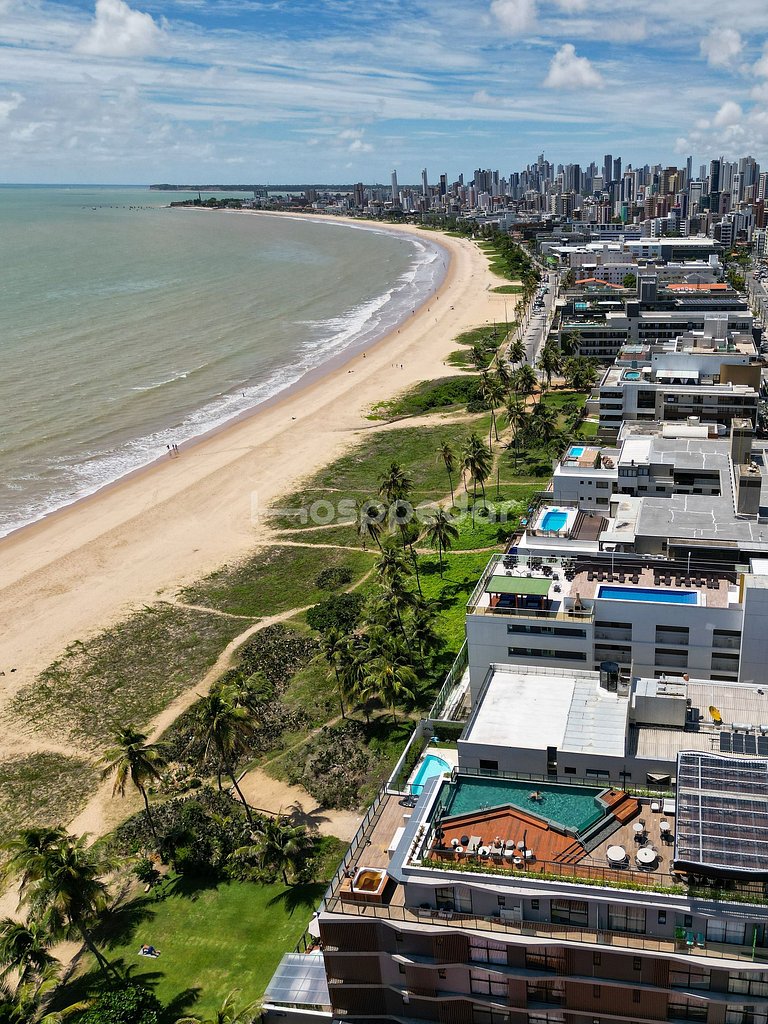 Beira-mar Pé na Areia c/ Piscina e Academia