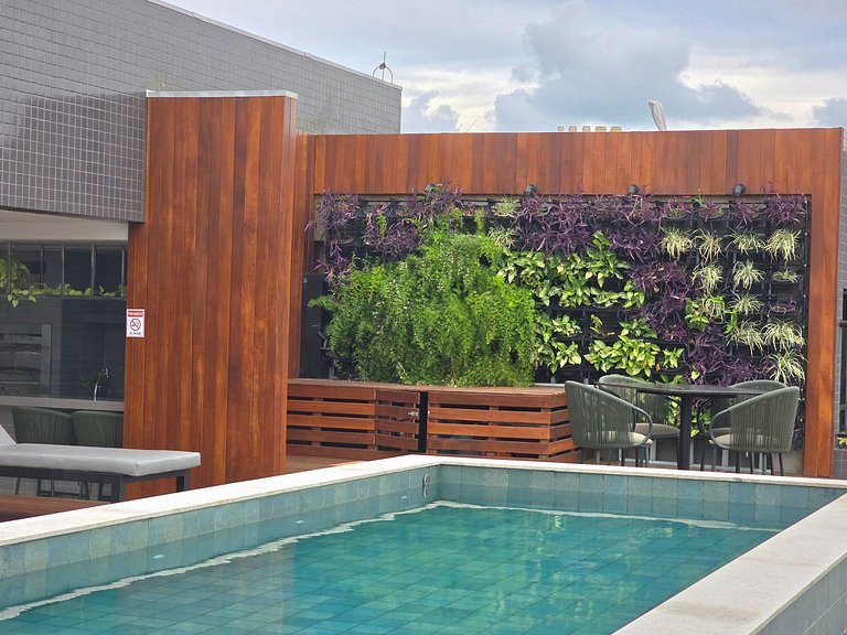Estilo, conforto e mar a poucos passos | Piscina