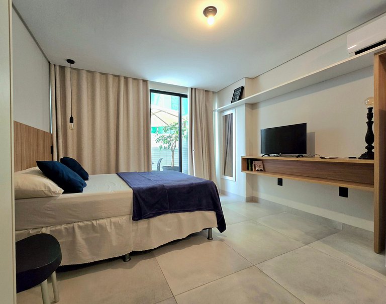 Flat novo c/ piscina rooftop próx. ao mar