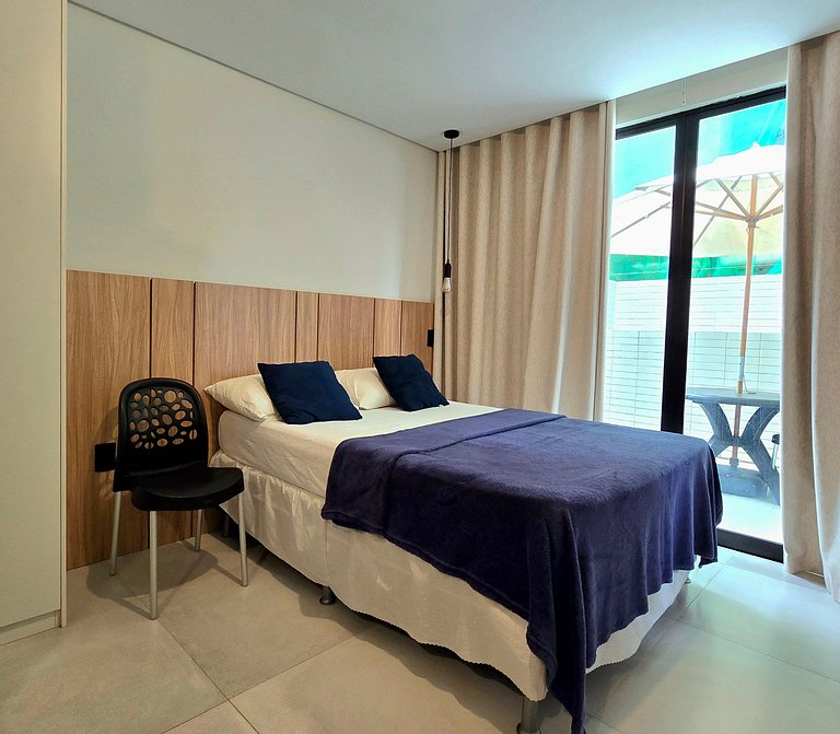 Flat novo c/ piscina rooftop próx. ao mar