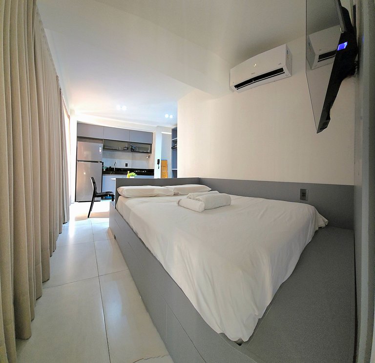Studio Completo com Piscina em Tambaú