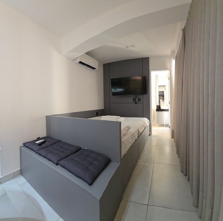 Studio Completo com Piscina em Tambaú