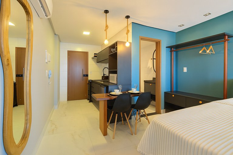 Frente mar com rooftop e piscina
