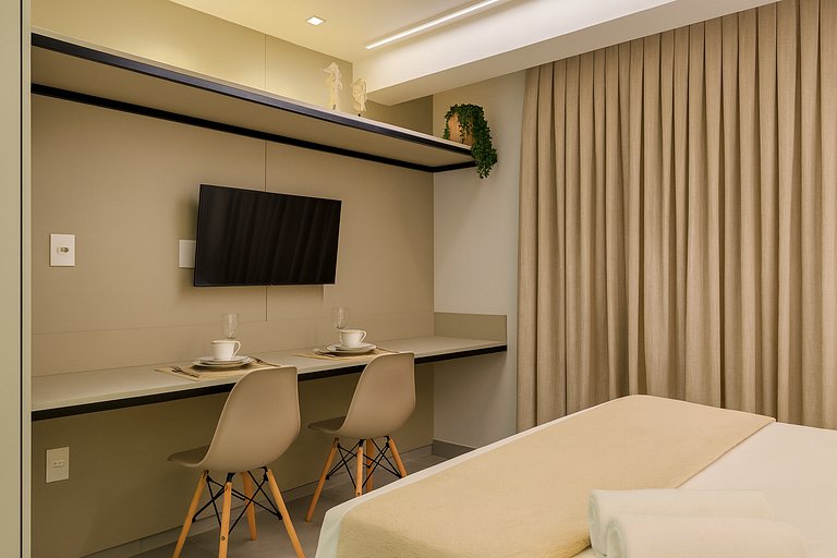 Beira-mar | Piscina surreal | Academia top