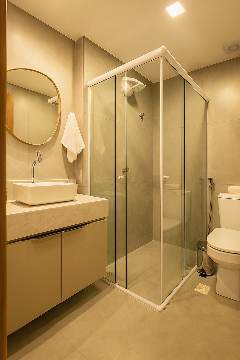 Beira-mar | Piscina surreal | Academia top