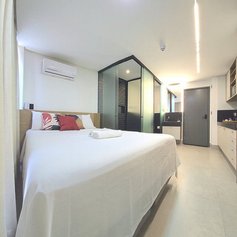 Studio perto do mar com rooftop incrível