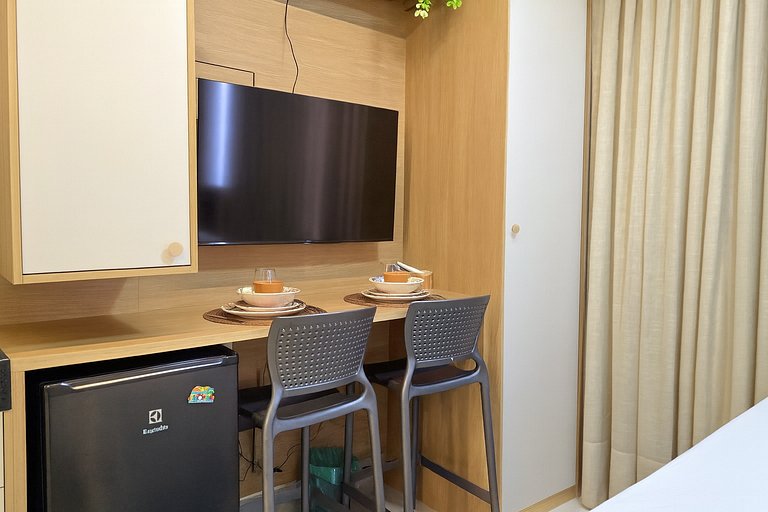 Studio perto do mar com rooftop incrível