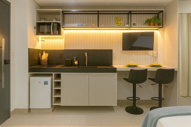 Studio moderno com rooftop vista mar