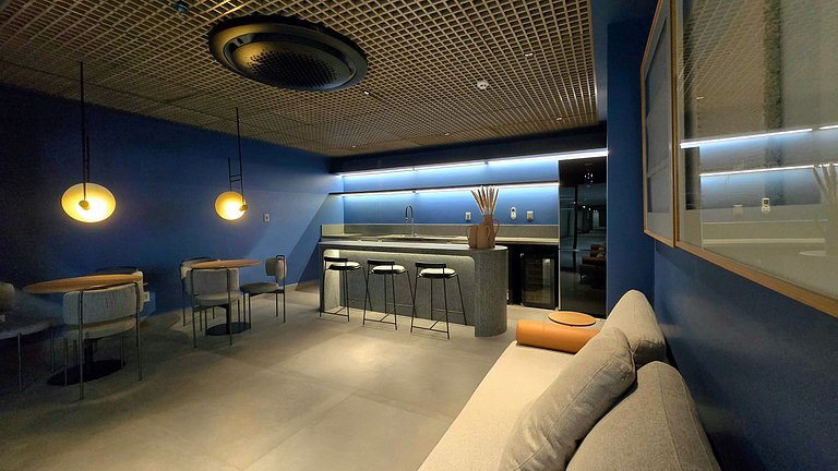 Studio luxo pé na areia com vista lateral para mar