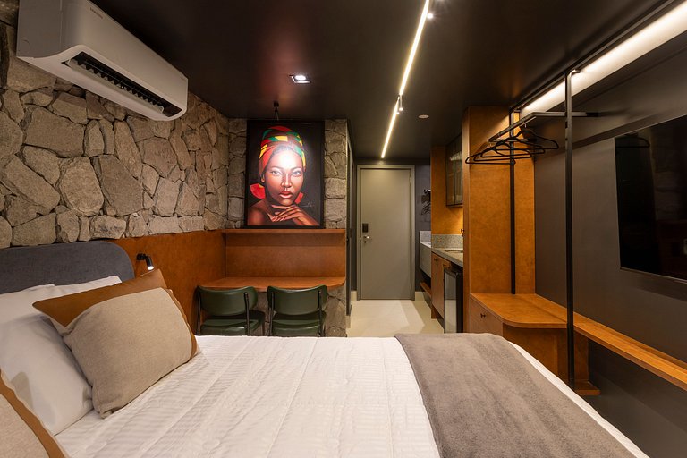 Studio luxo pé na areia com vista lateral para mar