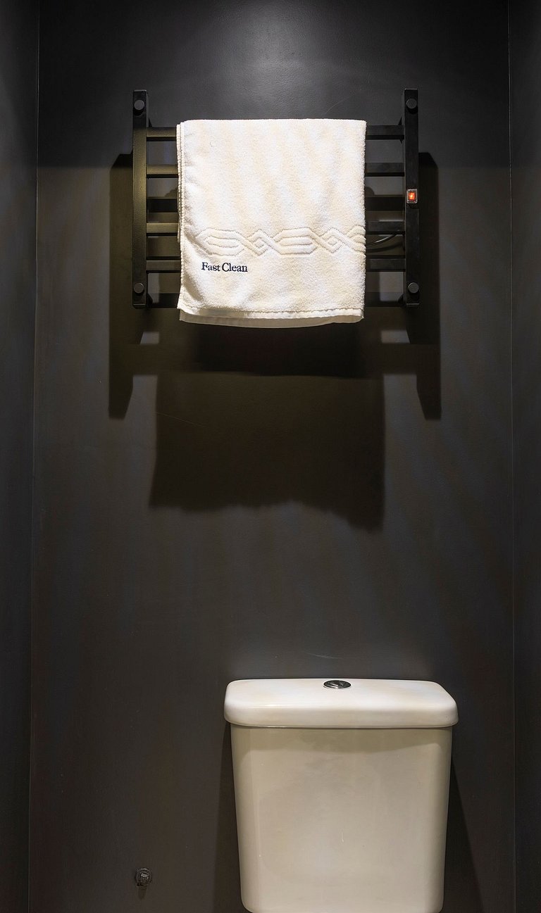 Studio luxo pé na areia com vista lateral para mar