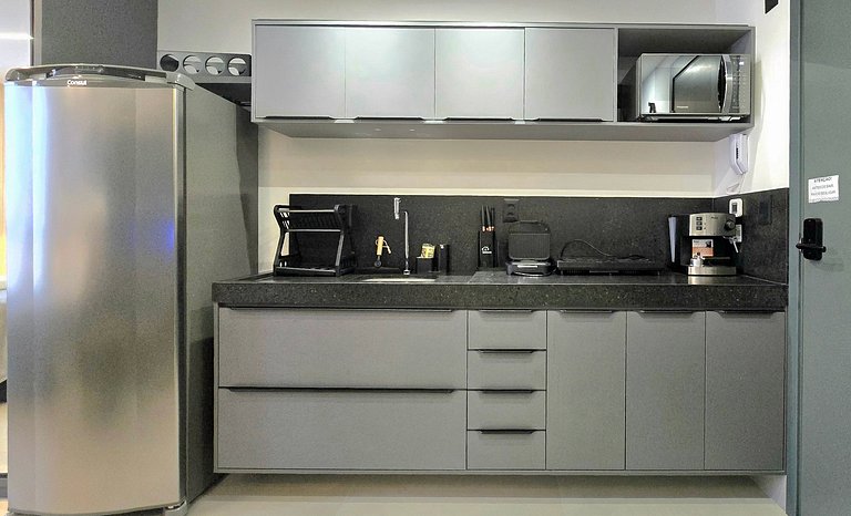 Pé na areia com vista incrível em Jardim Oceania