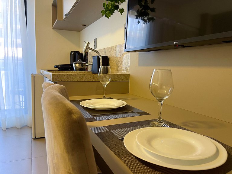 Pé na areia com varanda | Piscina | Academia