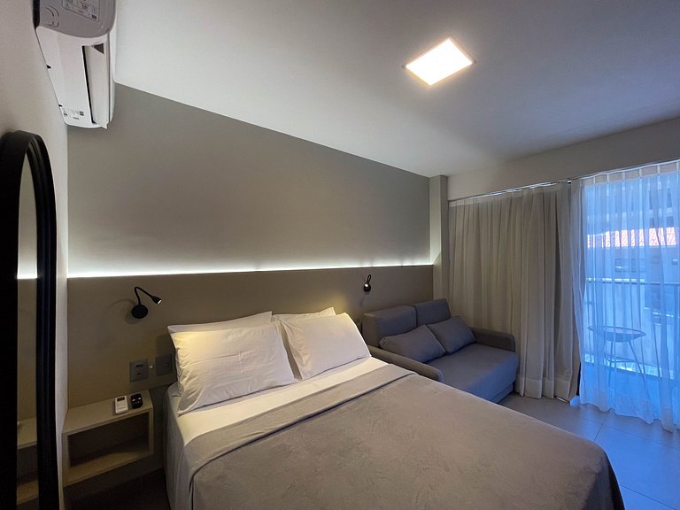 Pé na areia com varanda | Piscina | Academia