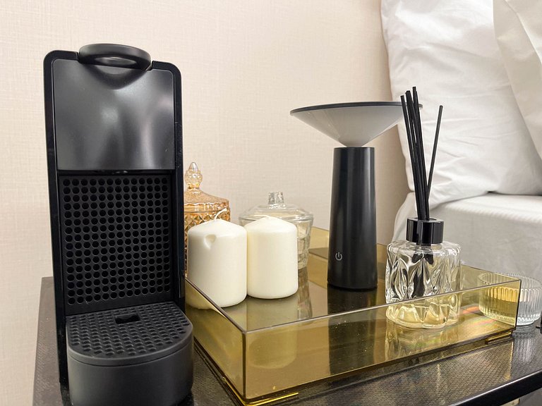 Studio com hidro privativa e rooftop exclusivo