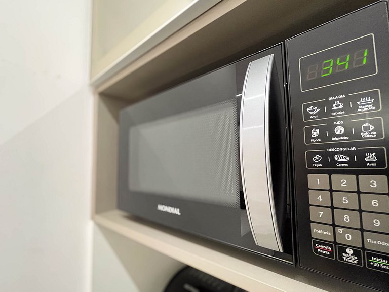 Studio com hidro privativa e rooftop exclusivo