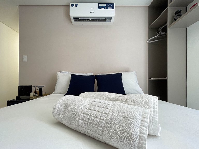 Studio com hidro privativa e rooftop exclusivo