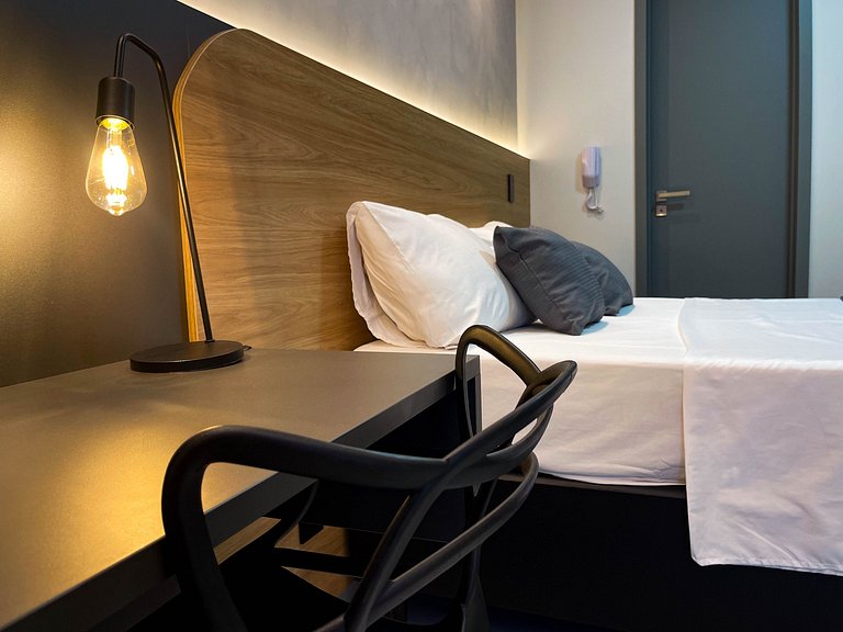 Studio elegante e completo em Manaíra