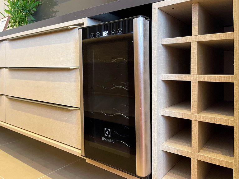 Piscina deslumbrante - vista mar - Intermares