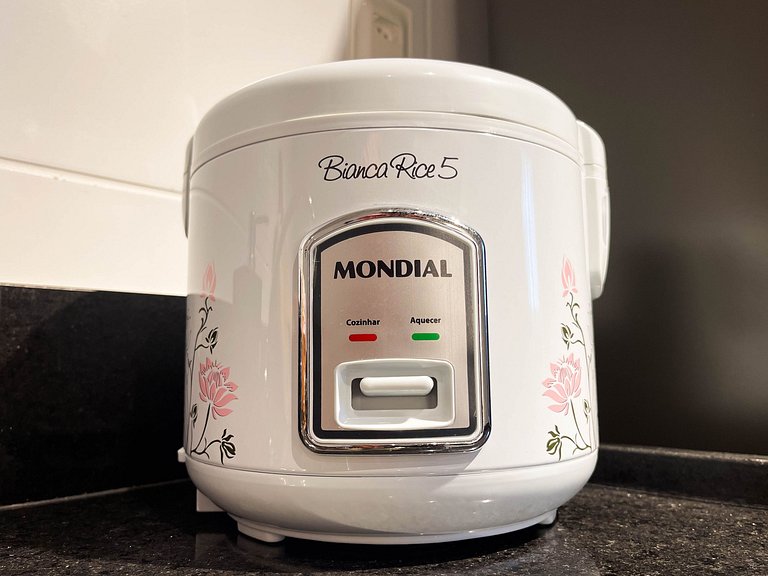 Piscina deslumbrante - vista mar - Intermares