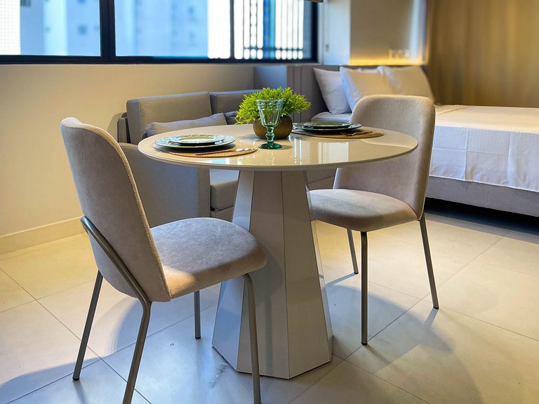 Studio moderno com lazer completo em Manaíra
