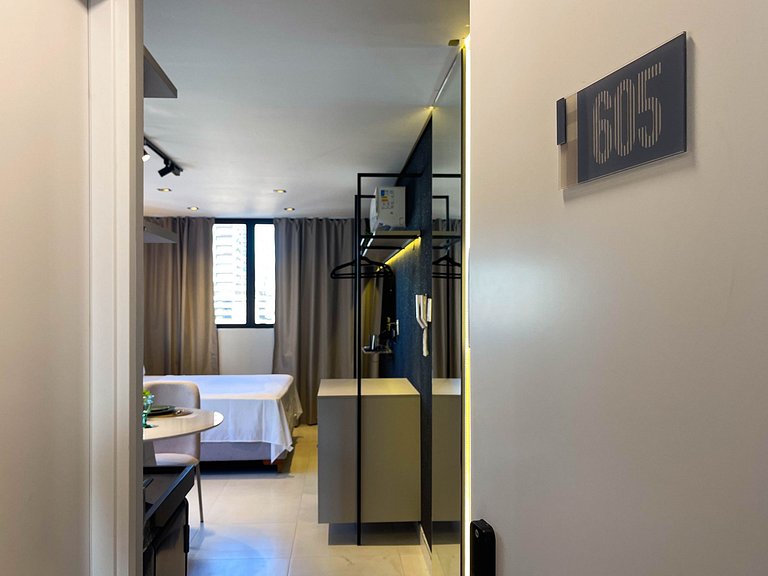 Studio moderno com lazer completo em Manaíra