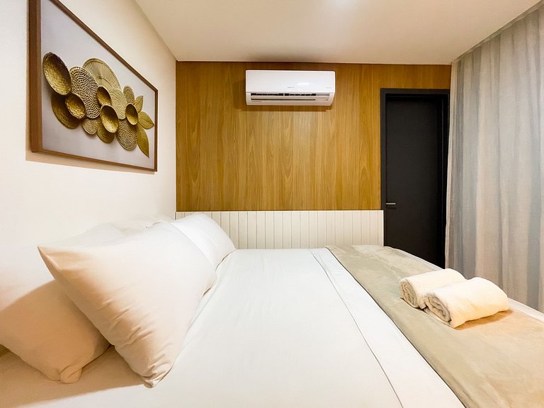 Studio com Varanda, Piscina · Pertinho da Praia