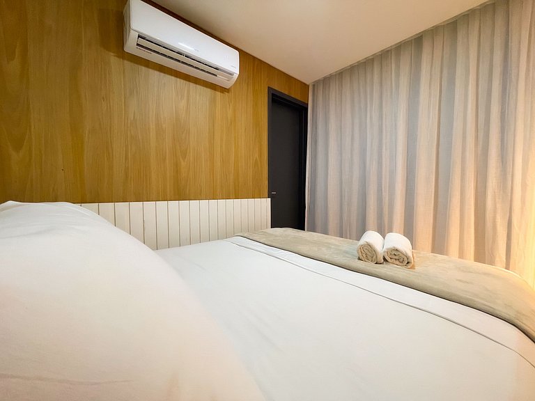 Studio com Varanda, Piscina · Pertinho da Praia