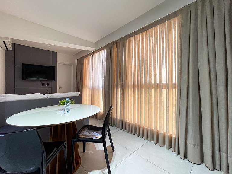 Studio Alto com Vista e Piscina · Coração de JP
