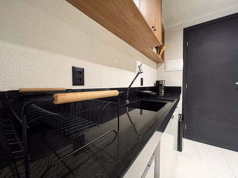 Studio elegante pé na areia