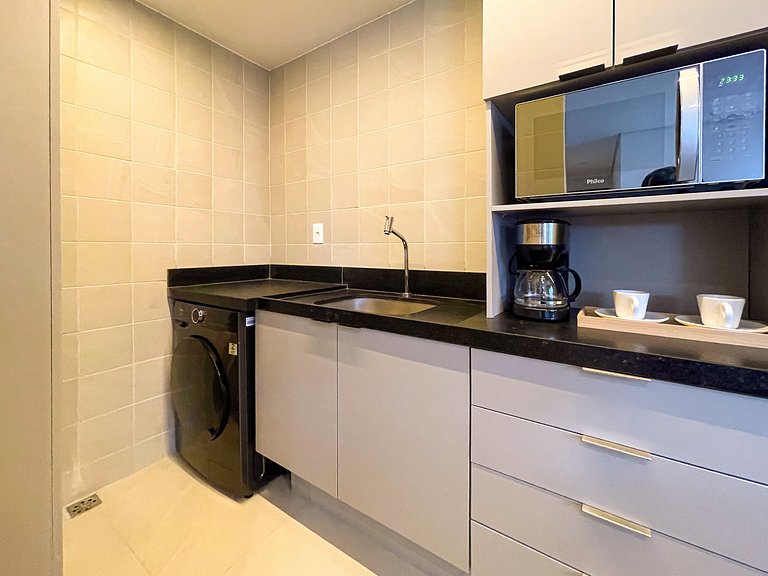 Apê 2 quartos, suíte e vaga, com Piscina