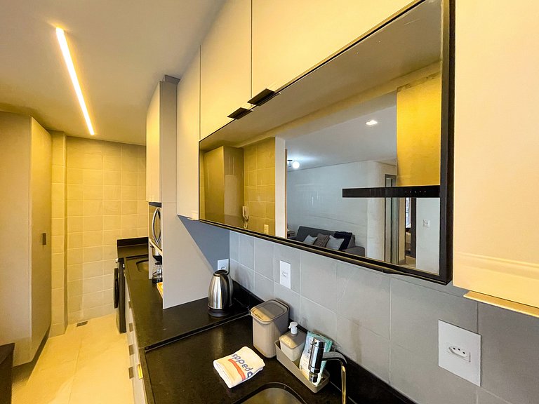 Apê 2 quartos, suíte e vaga, com Piscina